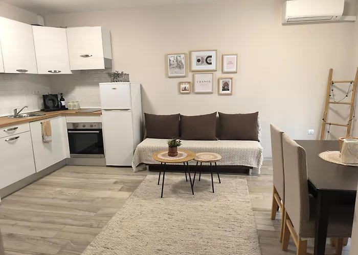 Apartamento Cozy Next To Aliosha - Boho In The Heart Of Plovdiv