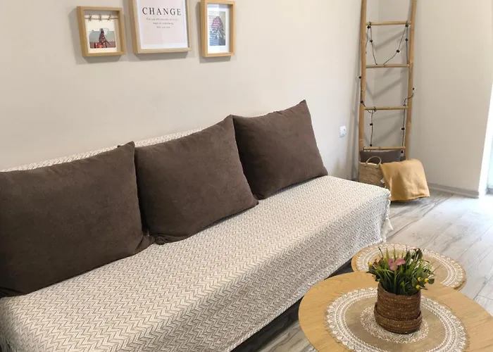 Cozy Next To Aliosha - Boho In The Heart Of Apartamento *