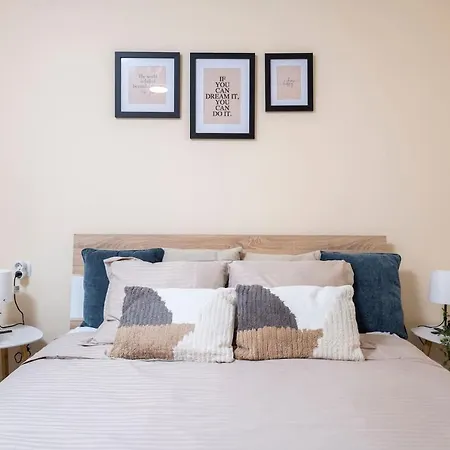 Apartment Cozy Next To Aliosha Plovdiv