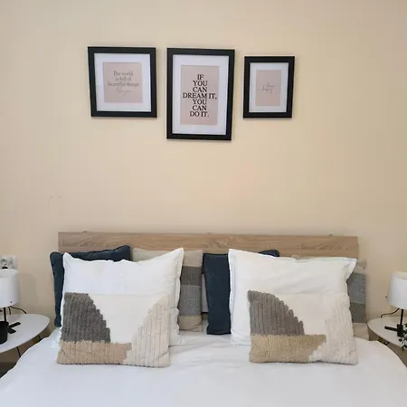 Cozy Next To Aliosha - Boho In The Heart Of Apartment