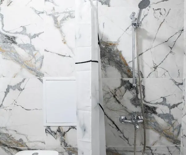 Cozy Next To Aliosha - Boho In The Heart Of *