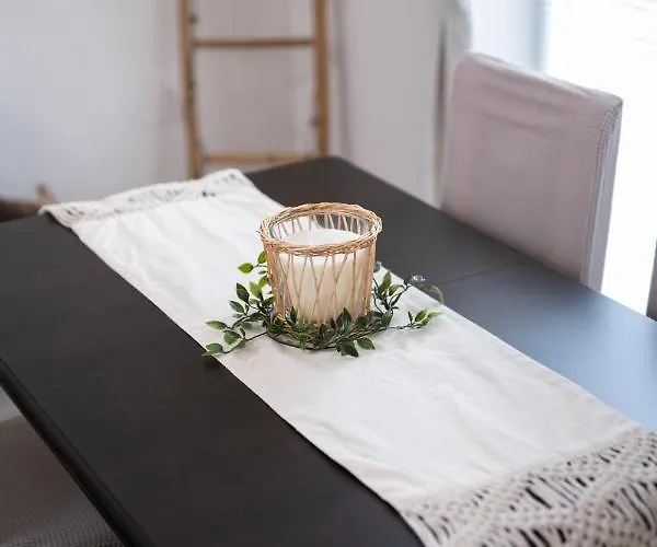 Cozy Next To Aliosha - Boho In The Heart Of *